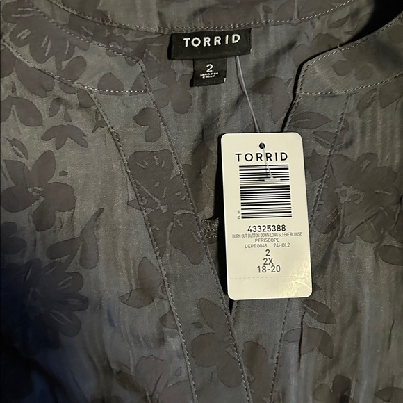 Torrid - Picture 3 of 4